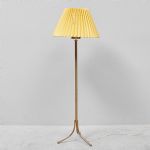 1623 1009 FLOOR LAMP